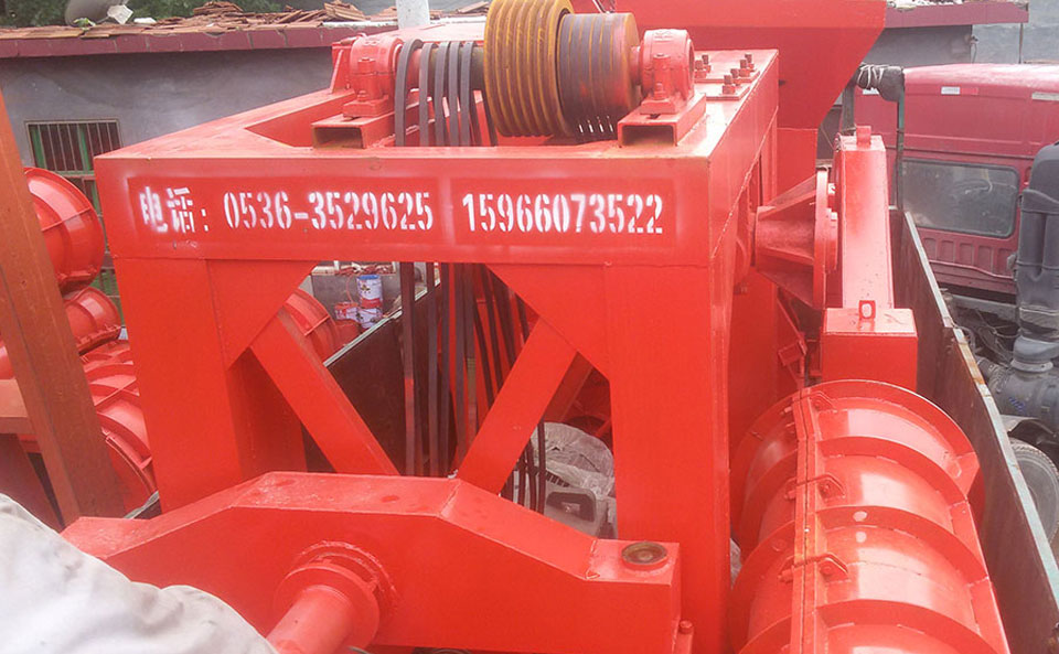 懸輥式水泥制管機(jī)發(fā)貨現(xiàn)場(chǎng)